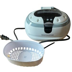 Magnasonic CD-2800 Ultrasonic Jewelry & Eyeglass Cleaner White Gray